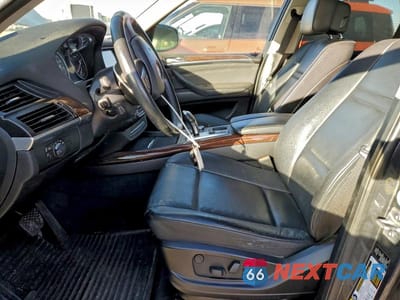 Zdjęcie 7 z 12 samochodu: 2013 BMW X5 XDRIVE35I VIN:5UXZV4C54D0E04305 - miniatura