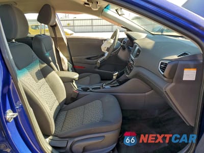 Zdjęcie 7 z 15 samochodu: 2019 HYUNDAI IONIQ BLUE VIN:KMHC65LC5KU113612 - miniatura