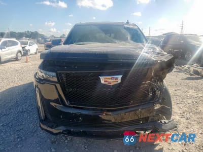 Piąte zdjęcie samochodu w środku: 2022 CADILLAC ESCALADE SPORT PLATINUM VIN:1GYS4GKL2NR359036 - miniatura