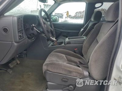 Zdjęcie 7 z 14 samochodu: 2006 GMC SIERRA K2500 HEAVY DUTY VIN:1GTHK23U16F271047 - miniatura