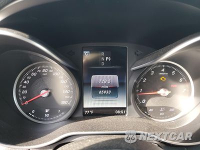 Zdjęcie 9 z 15 samochodu: 2016 MERCEDES-BENZ C 300 VIN:55SWF4JB6GU119469 - miniatura