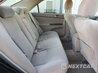 Zdjęcie 10 z 12 samochodu: 2005 TOYOTA CAMRY LE VIN:4T1BE32K15U052582 - miniatura