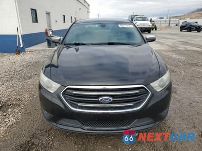 Piąte zdjęcie samochodu w środku: 2013 FORD TAURUS LIMITED VIN:1FAHP2F8XDG232079 - miniatura