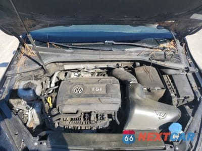 Zdjęcie 11 z 12 samochodu: 2017 VOLKSWAGEN GTI S/SE VIN:3VW447AUXHM043850 - miniatura