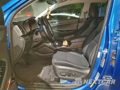 Zdjęcie 7 z 12 samochodu: 2021 HYUNDAI TUCSON LIMITED VIN:KM8J33A45MU297646 - miniatura