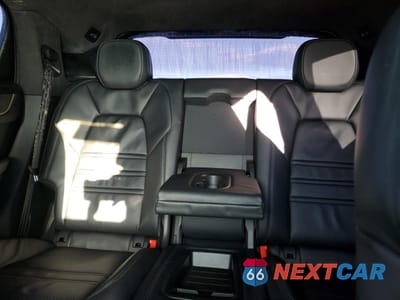 Zdjęcie 10 z 13 samochodu: 2024 PORSCHE CAYENNE TURBO GT VIN:WP1BK2AY2RDA72499 - miniatura