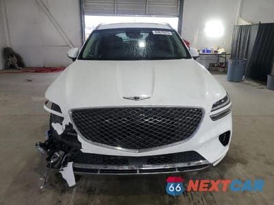 Piąte zdjęcie samochodu w środku: 2023 GENESIS GV70 BASE VIN:KMUMADTB6PU137141 - miniatura