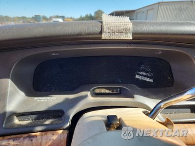 Zdjęcie 9 z 12 samochodu: 1996 LINCOLN TOWN CAR CARTIER VIN:1LNLM83W6TY635368 - miniatura