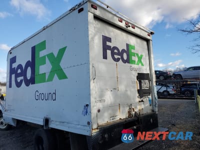 Zdjęcie 6 z 13 samochodu: 1997 FORD E350 BOX TRUCK VIN:1FDKE37L7VHB87771 - miniatura