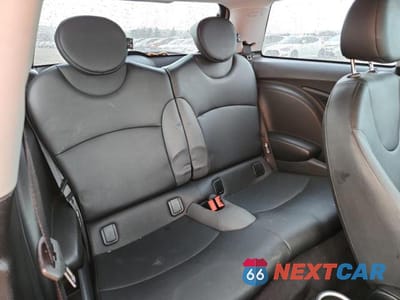 Zdjęcie 10 z 11 samochodu: 2010 MINI COOPER VIN:WMWMF3C52ATU77440 - miniatura