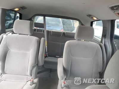 Zdjęcie 10 z 13 samochodu: 2006 TOYOTA SIENNA LE VIN:5TDBA23C96S062879 - miniatura