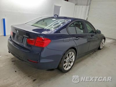 Trzecie zdjęcie samochodu z tyłu: 2014 BMW 320 I VIN:WBA3B1C56EP680177 - miniatura