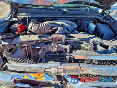 Zdjęcie 11 z 12 samochodu: 2010 CHEVROLET SILVERADO K1500 LT VIN:1GCSKSE39AZ292715 - miniatura