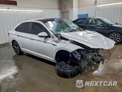 Czwarte zdjęcie samochodu z boku: 2019 VOLKSWAGEN JETTA SEL PREMIUM VIN:3VWG57BU6KM073198 - miniatura
