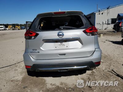Zdjęcie 6 z 15 samochodu: 2017 NISSAN ROGUE S VIN:5N1AT2MT6HC743179 - miniatura