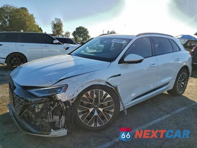 2024 AUDI Q8 E-TRON PRESTIGE WA16AAGE7RB016268 - główne zdjęcie licytacji z USA - miniatura