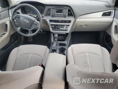 Zdjęcie 8 z 12 samochodu: 2017 HYUNDAI SONATA SE VIN:5NPE24AF2HH506633 - miniatura