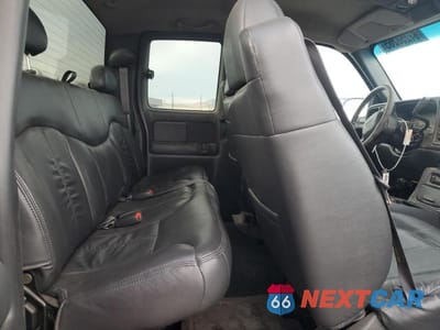 Zdjęcie 10 z 13 samochodu: 2001 GMC NEW SIERRA K1500 VIN:2GTEK19T011297716 - miniatura