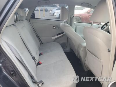 Zdjęcie 10 z 15 samochodu: 2013 TOYOTA PRIUS VIN:JTDKN3DUXD5665022 - miniatura