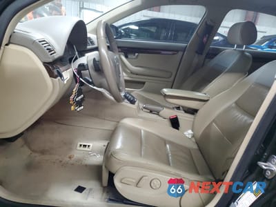 Zdjęcie 7 z 12 samochodu: 2008 AUDI A4 2.0T VIN:WAUAF78E98A166872 - miniatura