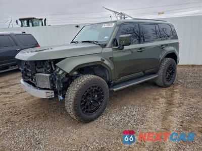 2024 LEXUS GX 550 LUXURY JTJVBCDX1R5028315 - główne zdjęcie licytacji z USA - miniatura