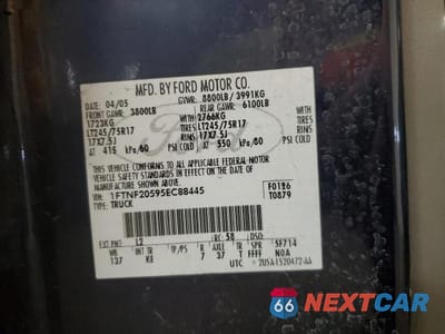 Zdjęcie 12 z 12 samochodu: 2005 FORD F-250 SUPER DUTY VIN:1FTNF20595EC88445 - miniatura