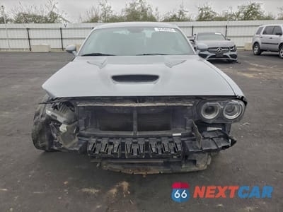 Piąte zdjęcie samochodu w środku: 2021 DODGE CHALLENGER GT VIN:2C3CDZJG9MH607151 - miniatura