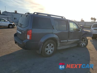 Trzecie zdjęcie samochodu z tyłu: 2011 NISSAN PATHFINDER S VIN:5N1AR1NN7BC604887 - miniatura