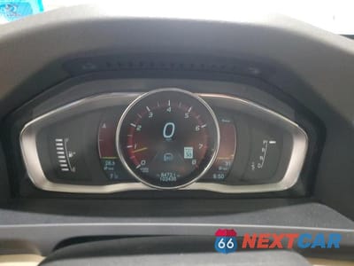 Zdjęcie 9 z 11 samochodu: 2014 VOLVO S60 T5 VIN:YV1612FH5E1279280 - miniatura