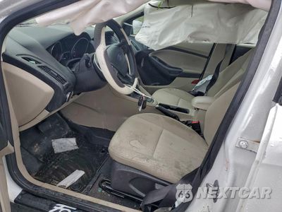 Zdjęcie 7 z 13 samochodu: 2017 FORD FOCUS SE VIN:1FADP3K22HL247601 - miniatura