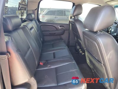 Zdjęcie 10 z 12 samochodu: 2014 CHEVROLET SILVERADO K2500 HEAVY DUTY LTZ VIN:1GC1KYE8XEF171452 - miniatura