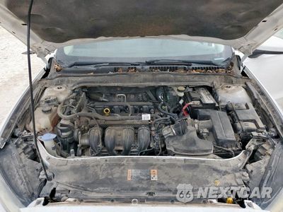 Zdjęcie 11 z 12 samochodu: 2014 FORD FUSION S VIN:1FA6P0G75E5395561 - miniatura