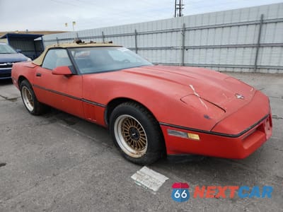 Czwarte zdjęcie samochodu z boku: 1986 CHEVROLET CORVETTE VIN:1G1YY6788G5902556 - miniatura