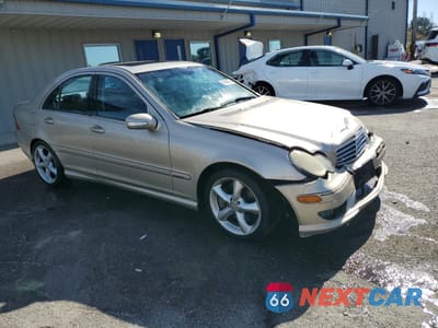 Czwarte zdjęcie samochodu z boku: 2005 MERCEDES-BENZ C 230K SPORT SEDAN VIN:WDBRF40J65F672542 - miniatura