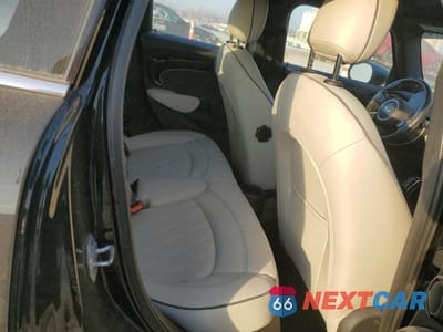 Zdjęcie 10 z 12 samochodu: 2023 MINI COOPER S VIN:WMW53DK05P2S83265 - miniatura