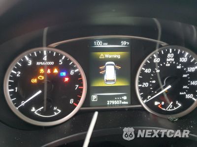 Zdjęcie 9 z 13 samochodu: 2018 NISSAN SENTRA S VIN:3N1AB7AP2JY317193 - miniatura