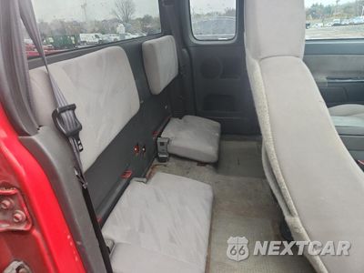 Zdjęcie 10 z 15 samochodu: 2004 CHEVROLET COLORADO VIN:1GCCS196948125512 - miniatura