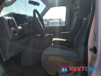 Zdjęcie 7 z 13 samochodu: 2013 FORD ECONOLINE E250 VAN VIN:1FTNE2EWXDDA31660 - miniatura