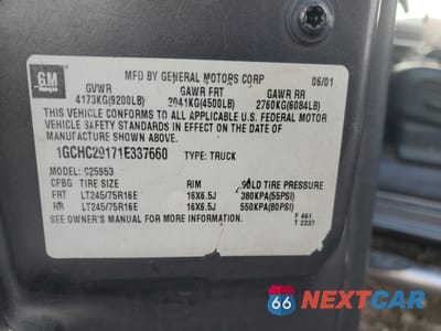 Zdjęcie 12 z 14 samochodu: 2001 CHEVROLET SILVERADO C2500 HEAVY DUTY VIN:1GCHC29171E337660 - miniatura