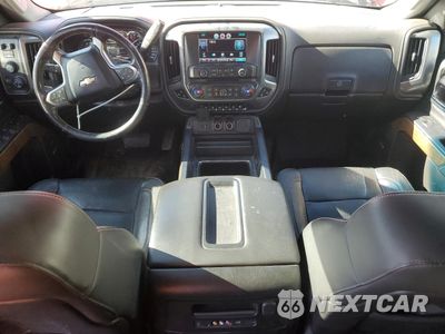 Zdjęcie 8 z 13 samochodu: 2015 CHEVROLET SILVERADO K3500 LTZ VIN:1GC4K0E87FF575177 - miniatura