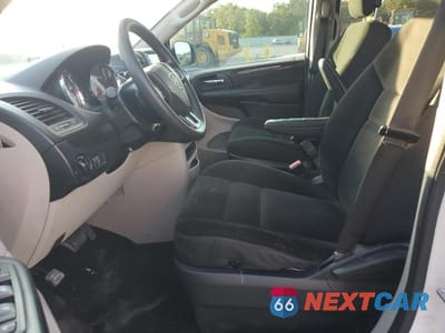 Zdjęcie 7 z 14 samochodu: 2019 DODGE GRAND CARAVAN SE VIN:2C4RDGBG3KR728600 - miniatura