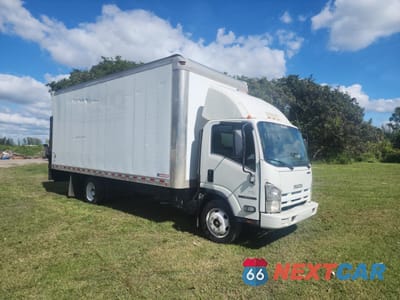 2018 ISUZU NPR HD 0000000P000000000 - główne zdjęcie licytacji z USA - miniatura