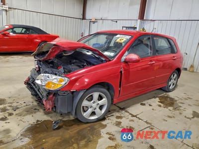 2009 KIA SPECTRA SX KNAFE242X95023558 - główne zdjęcie licytacji z USA - miniatura