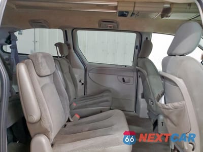 Zdjęcie 11 z 13 samochodu: 2005 DODGE GRAND CARAVAN SXT VIN:2D4GP44L45R162655 - miniatura