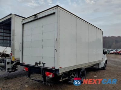 Trzecie zdjęcie samochodu z tyłu: 2023 MERCEDES BENZ SPRINTER 4500 2.0L 4C TDSL EXT CHASSIS CAB VIN:W1X9N33Y4PN264363 - miniatura