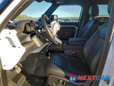 Zdjęcie 7 z 11 samochodu: 2024 LAND ROVER DEFENDER 110 S VIN:SALEJ7EX2R2258239 - miniatura
