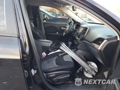 Zdjęcie 13 z 14 samochodu: 2015 JEEP CHEROKEE SPORT VIN:1C4PJLAB6FW695006 - miniatura