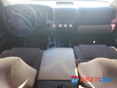 Zdjęcie 8 z 12 samochodu: 2011 TOYOTA TUNDRA DOUBLE CAB SR5 VIN:5TFRY5F18BX114657 - miniatura