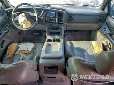Zdjęcie 8 z 13 samochodu: 2003 CHEVROLET TAHOE C1500 VIN:1GNEC13ZX3R143901 - miniatura