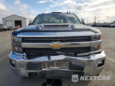 Piąte zdjęcie samochodu w środku: 2019 CHEVROLET SILVERADO K2500 HEAVY DUTY LTZ VIN:1GC1KTEYXKF115820 - miniatura